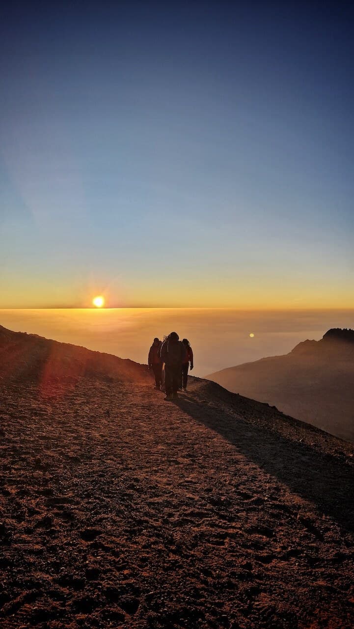 Kilimanjaro: Machame ascent and Mweka descent · 4