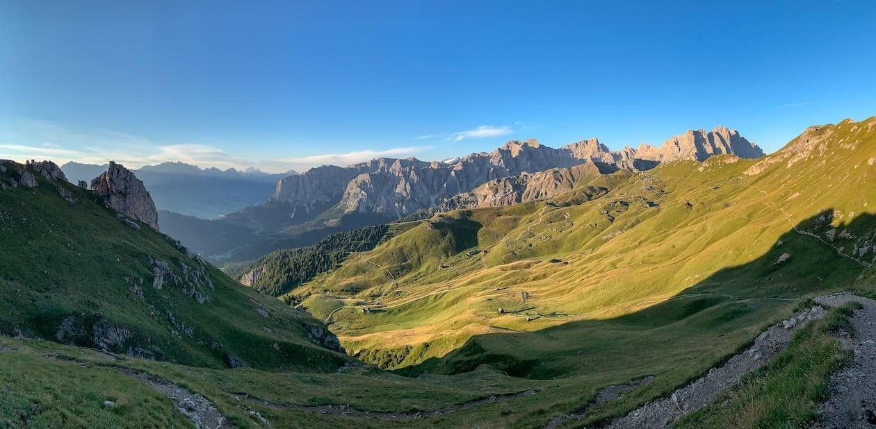 Mercantour: mountain lakes along the GR 52 · 15
