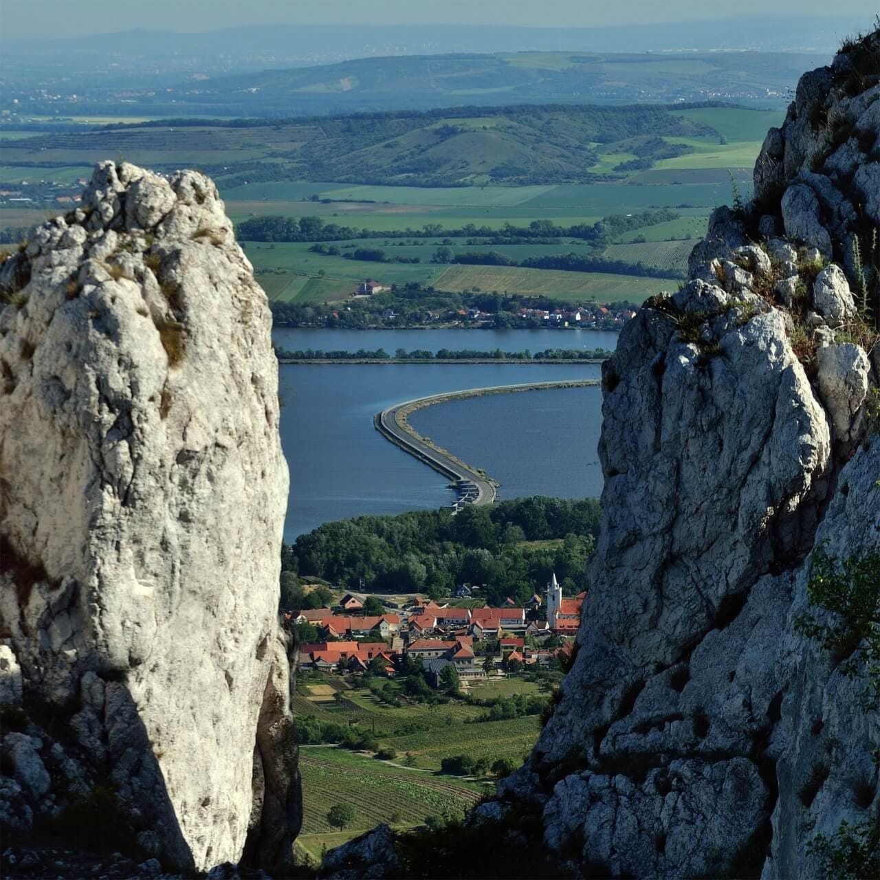 Across Pálava: Popice to Mikulov · 2