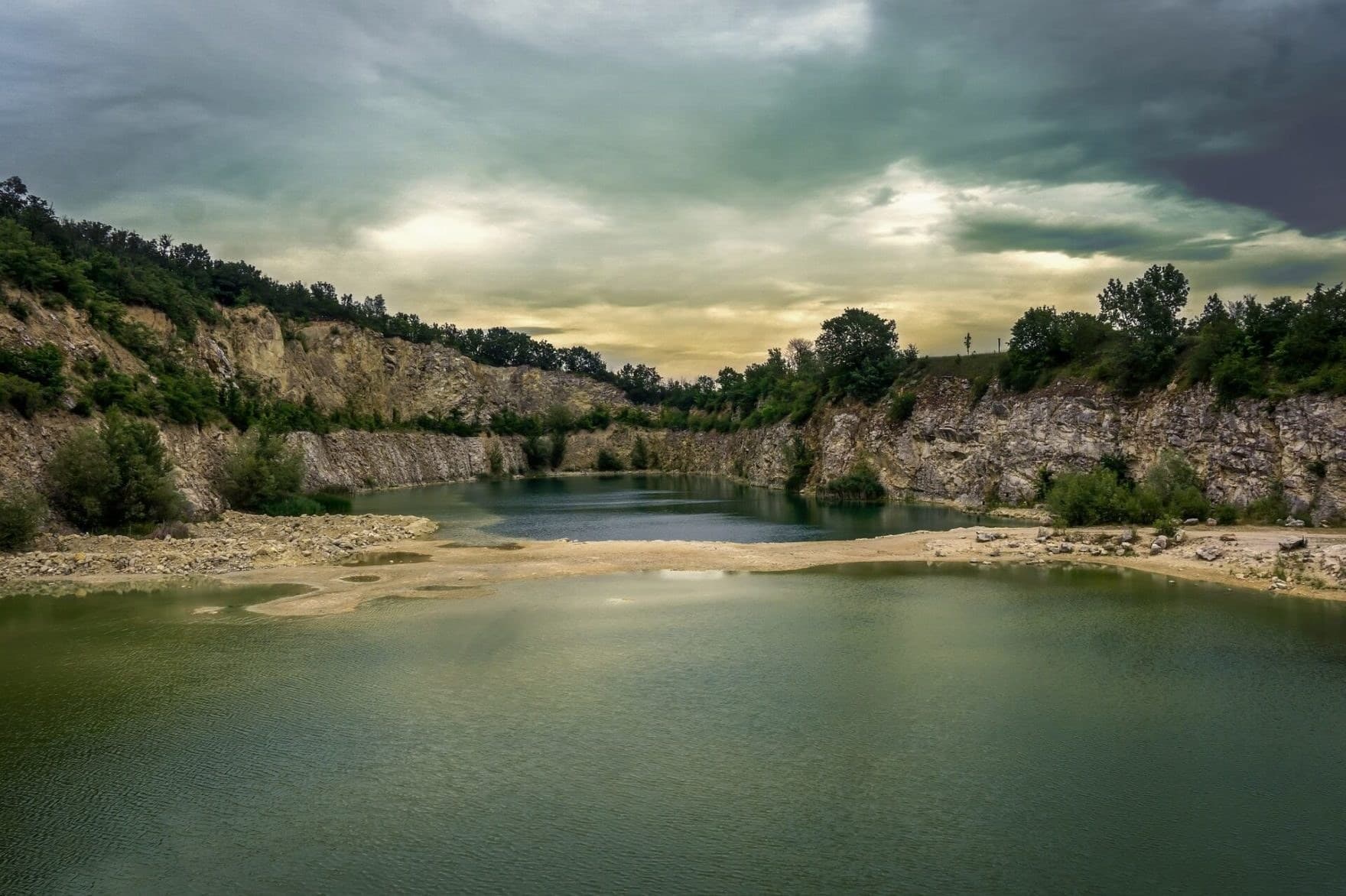 Across Pálava: Popice to Mikulov · 11