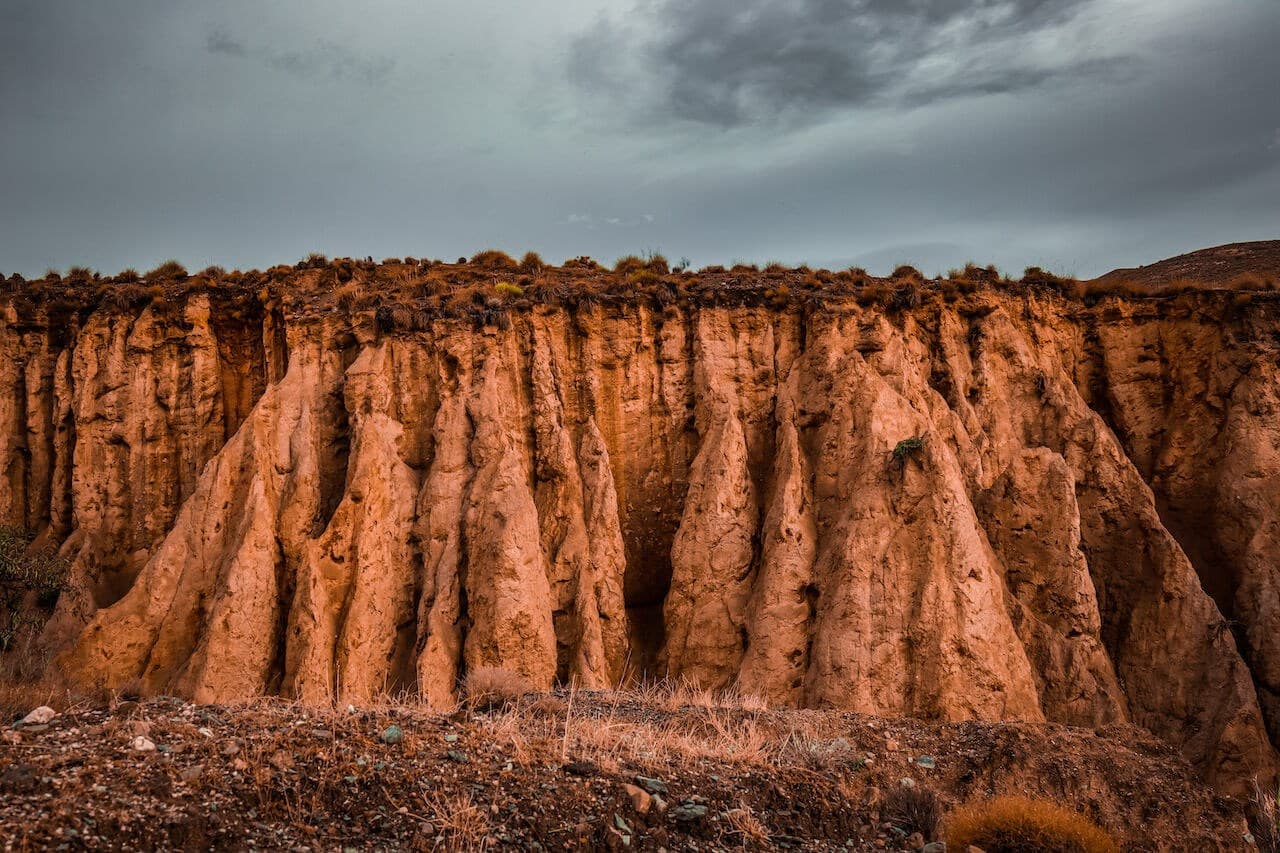 Sierra Nevada: From Desert to High Ridges · 8
