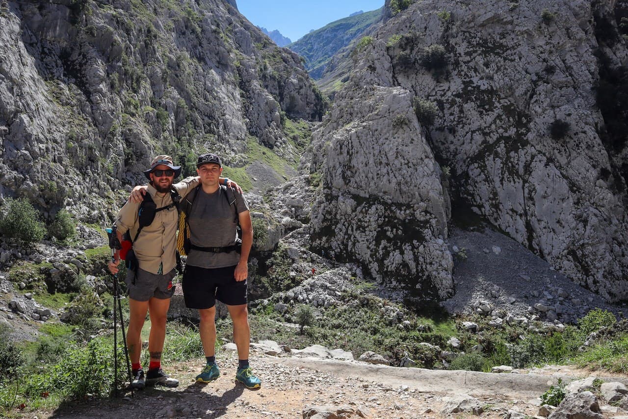 El Anillo de Picos: a Picos de Europa circuit · 8