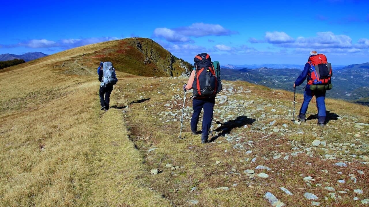 Autumn crossing of the Tuscan-Emilian Apennines · 10