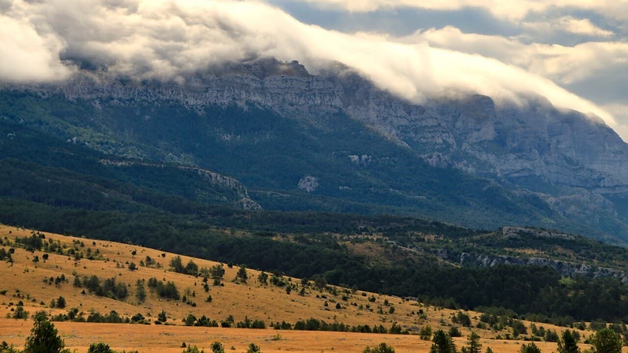 Crossing the Dinara mountains · 5