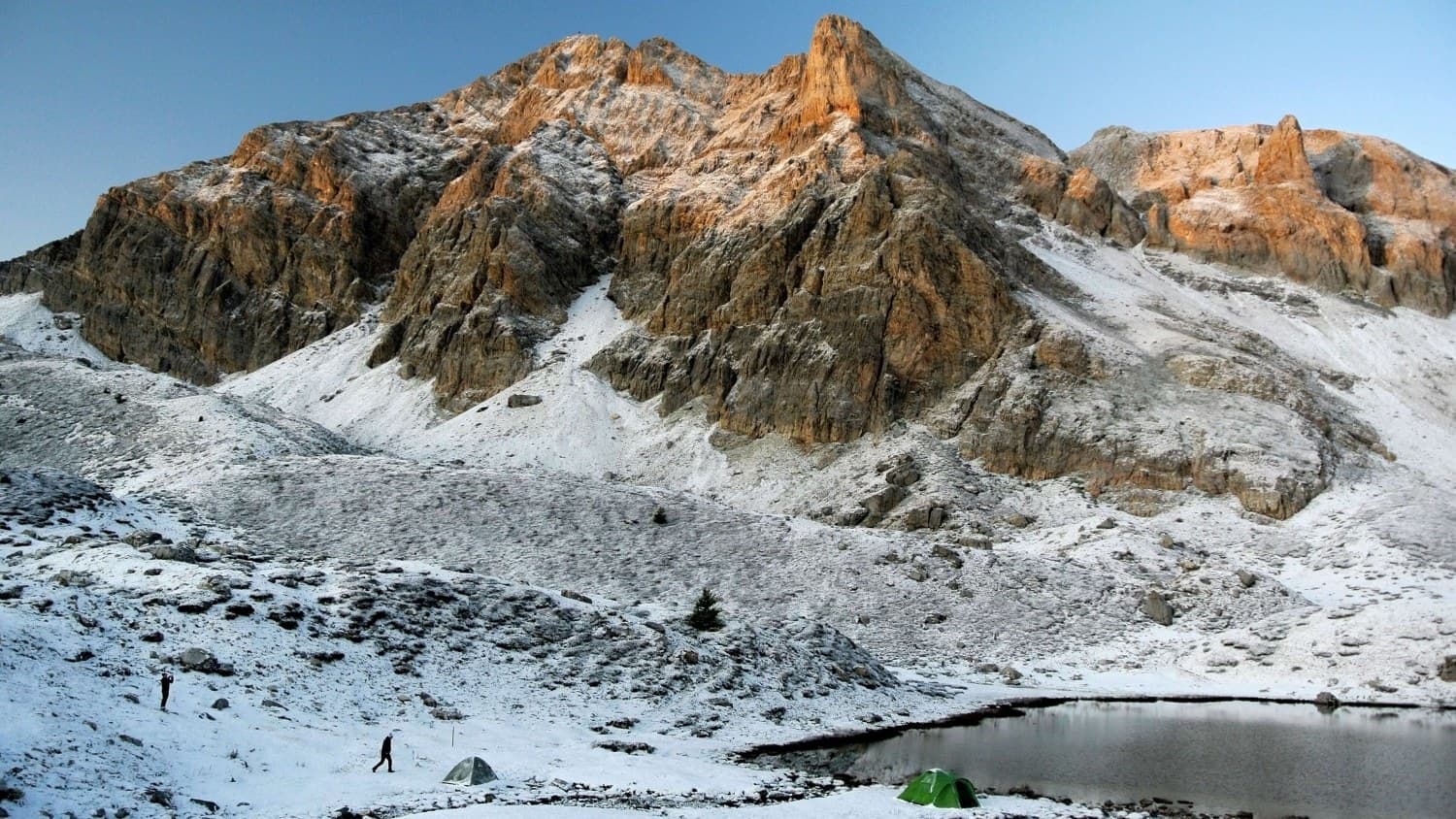 The Crown of the Ligurian Alps · 6
