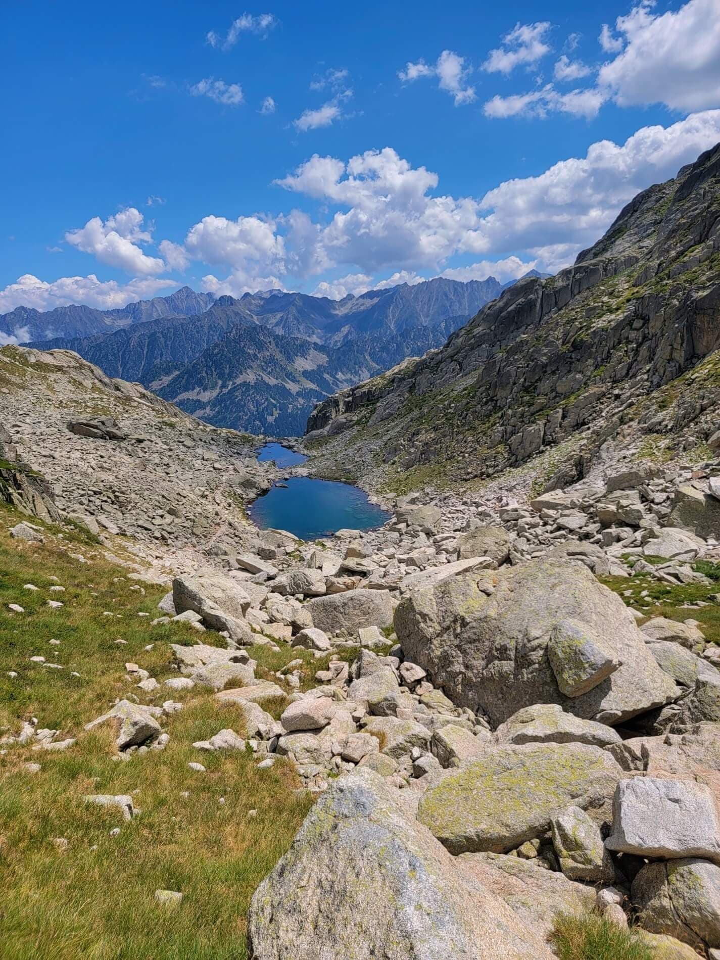 3000 Ibones: A Pyrenean Lake Circuit · 6