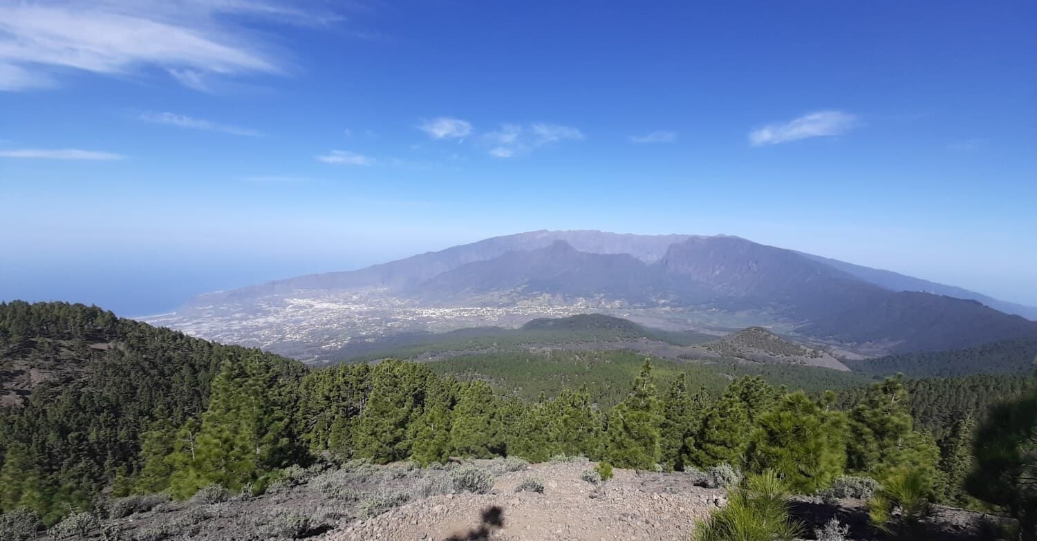 La Palma: Ruta de los Volcanes to the ocean · 12