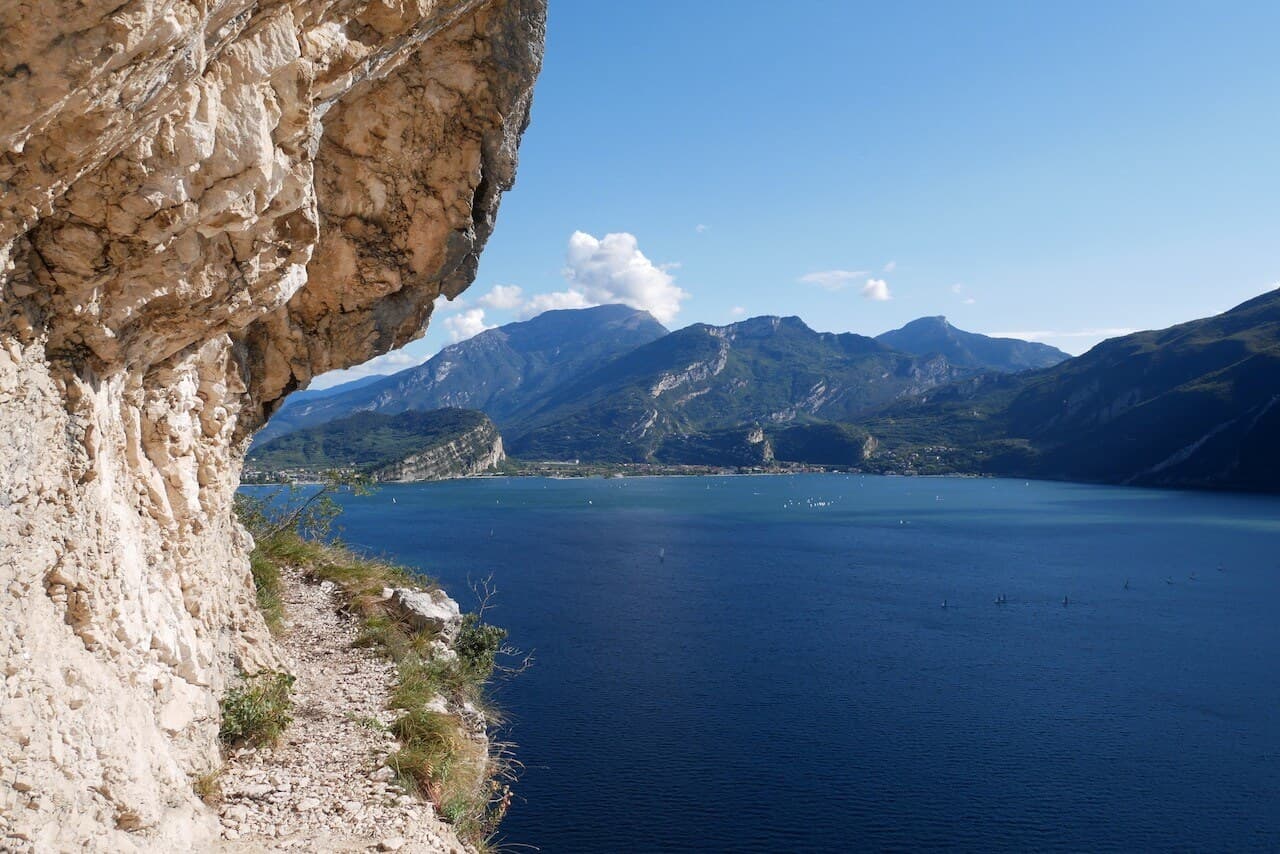 Sentiero Contrabbandieri above Lake Garda · 2