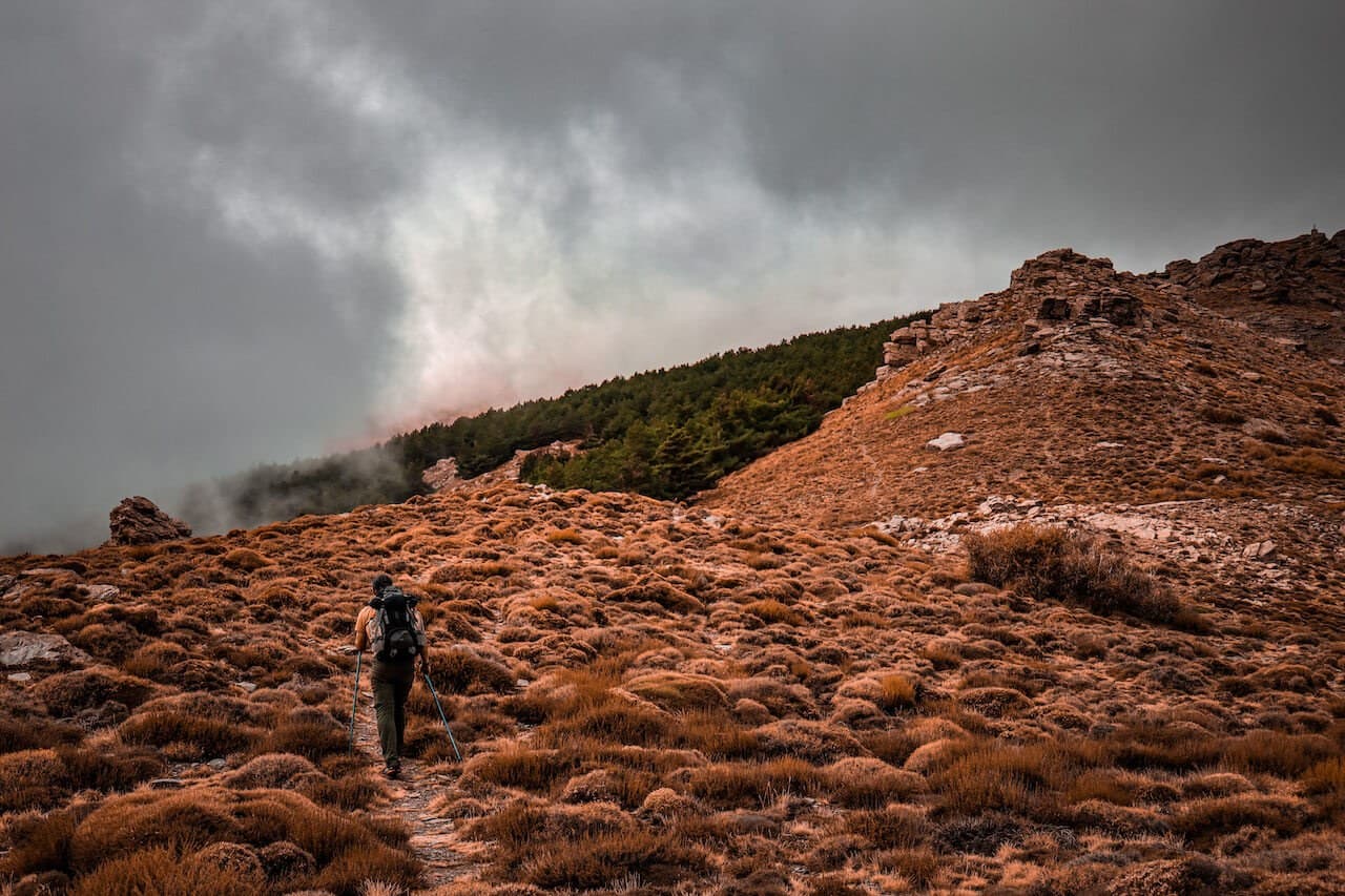 Sierra Nevada: From Desert to High Ridges · 10