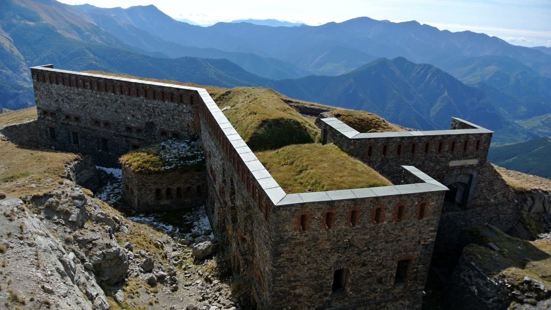 The Crown of the Ligurian Alps · 5