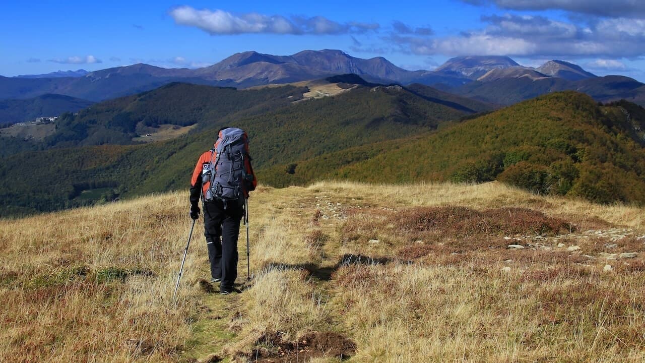 Autumn crossing of the Tuscan-Emilian Apennines · 11