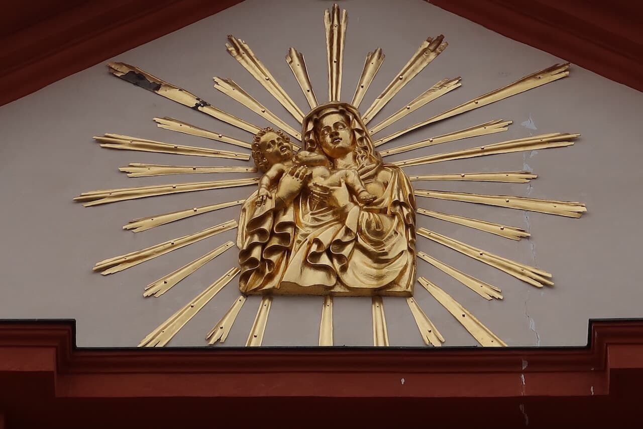 The Blaník–Říp pilgrimage · 9