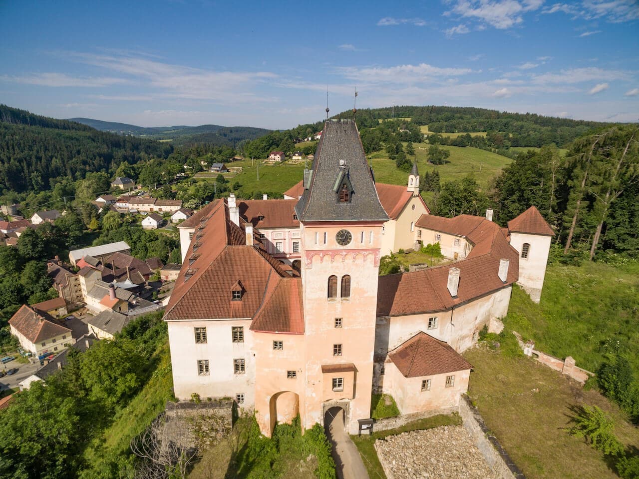 The Golden Trail through the Czech borderlands · 8