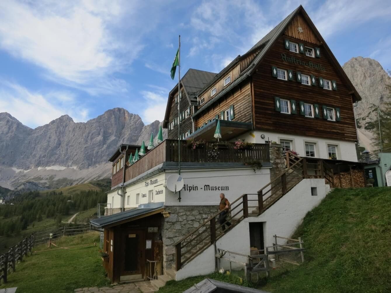 Dachstein hut circuit · 8