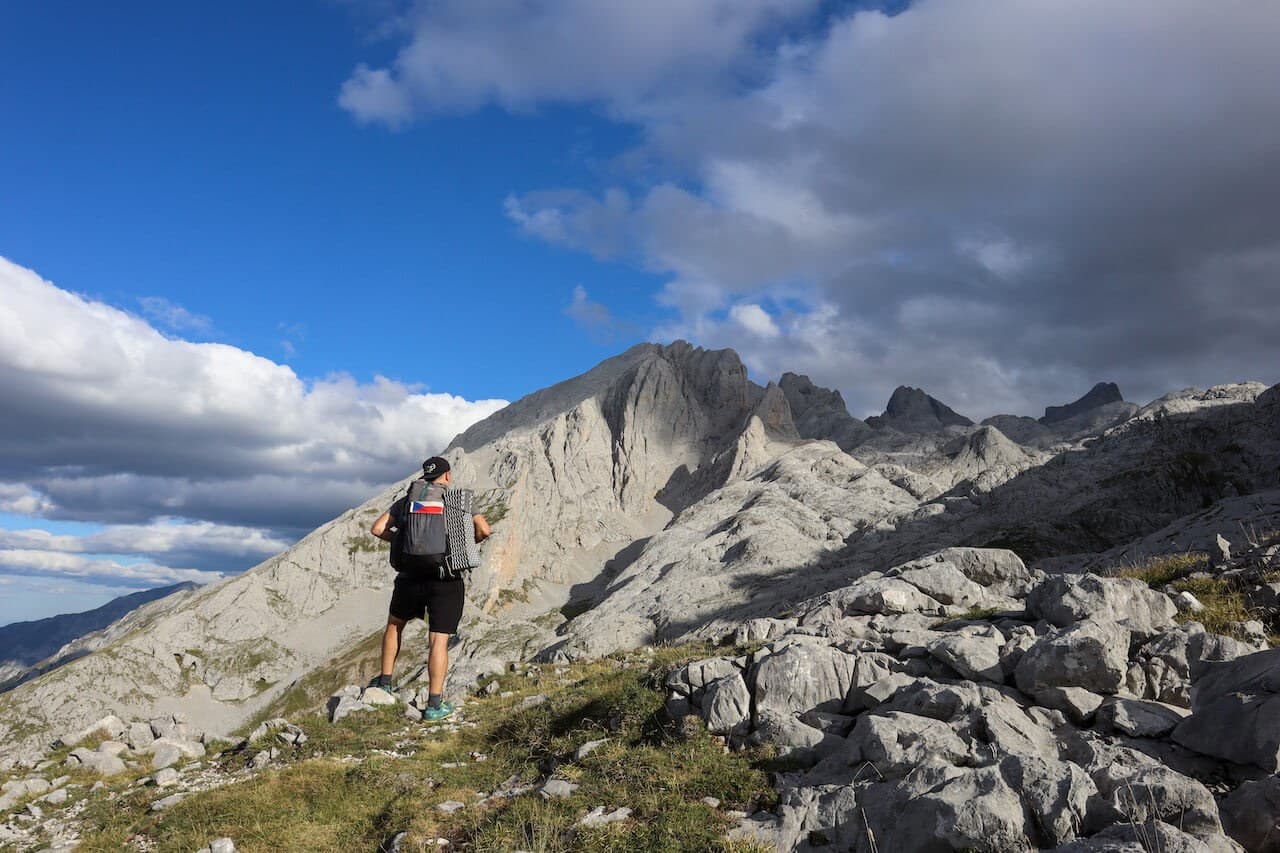 El Anillo de Picos: a Picos de Europa circuit · 10