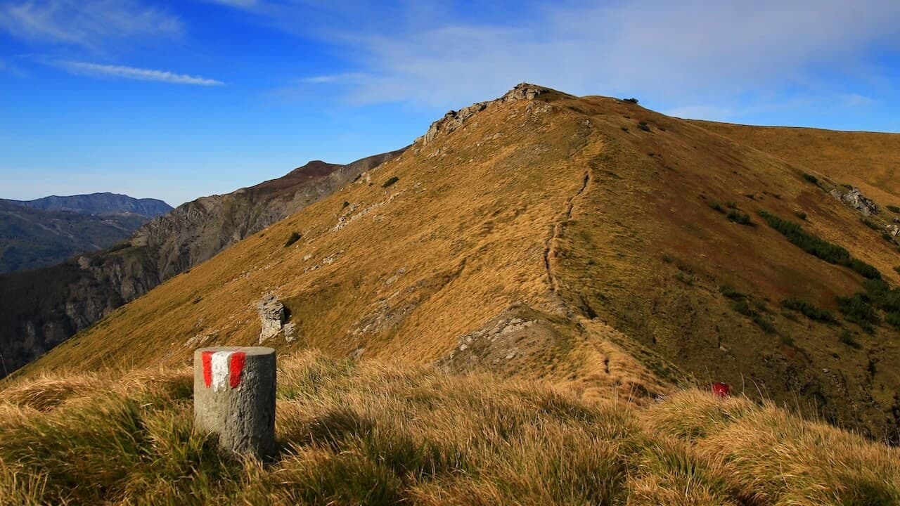 Autumn crossing of the Tuscan-Emilian Apennines · 19