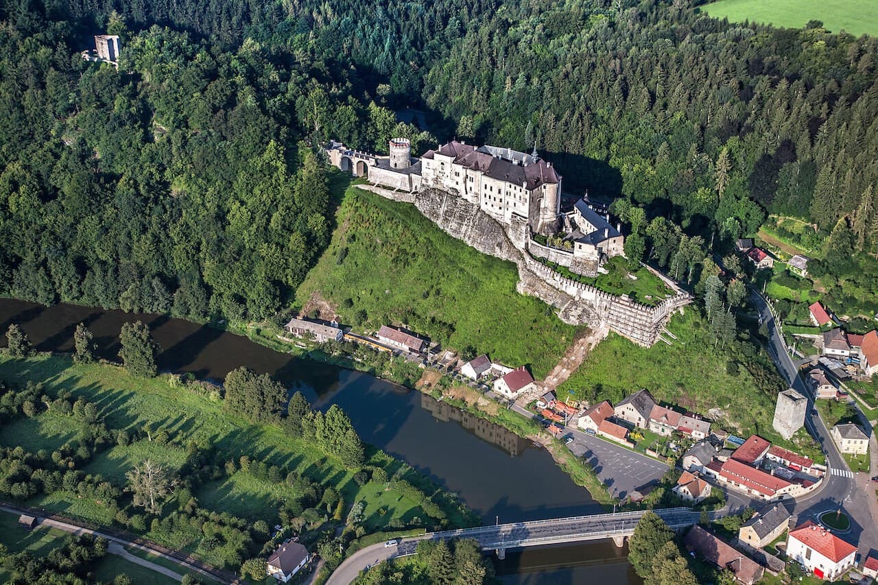 The Blaník–Říp pilgrimage · 8